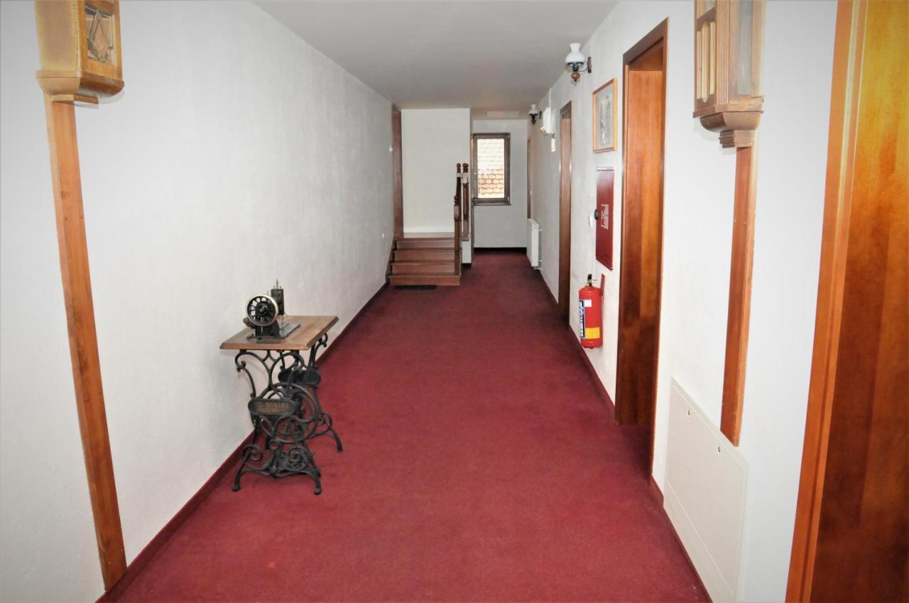 Reštaurácia Penzión na mlyne Stara Tura Exterior foto